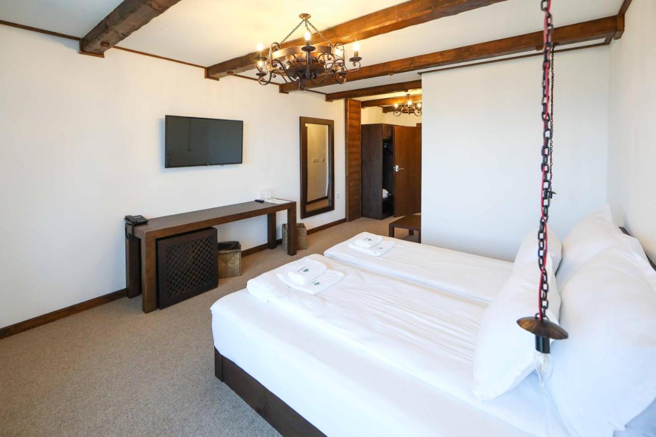 Hotel 레슈텐 외부 사진