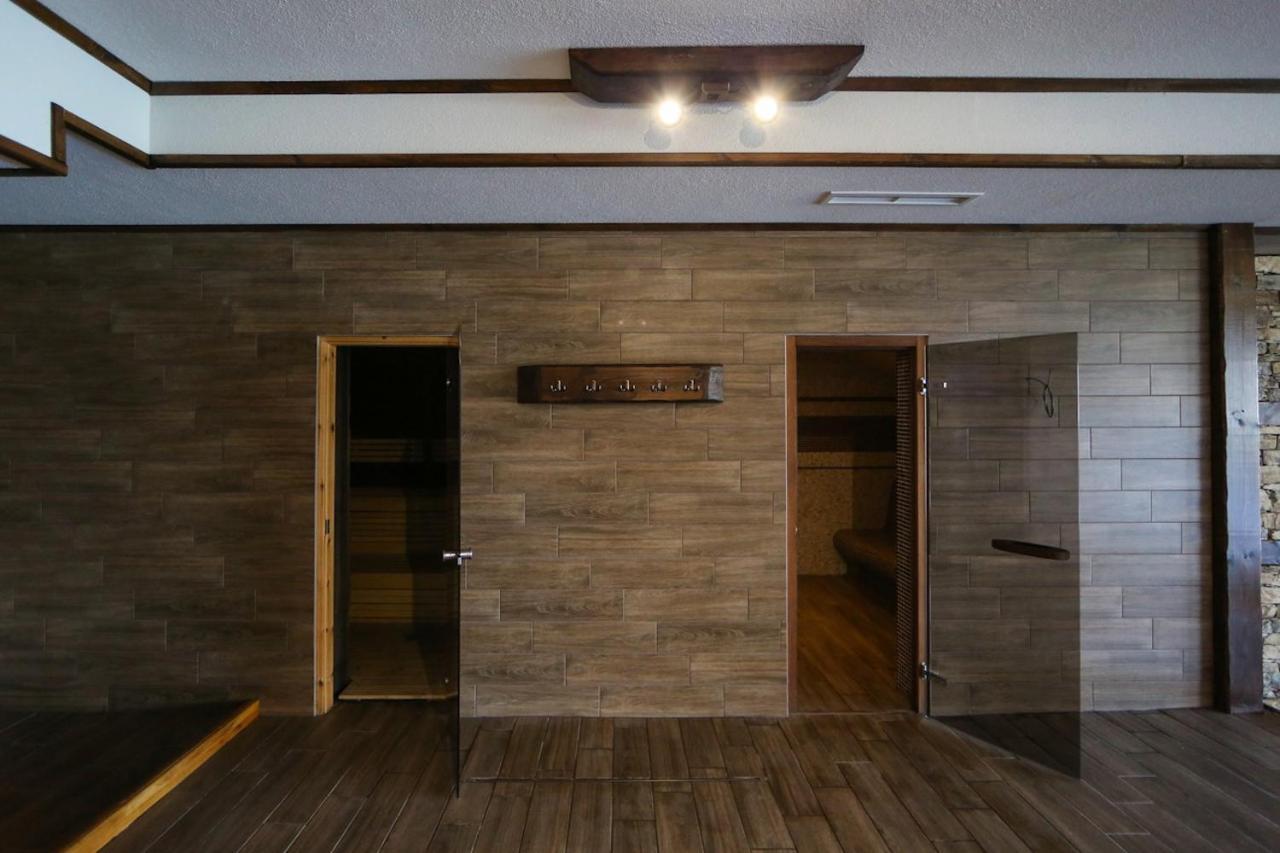 Hotel 레슈텐 외부 사진